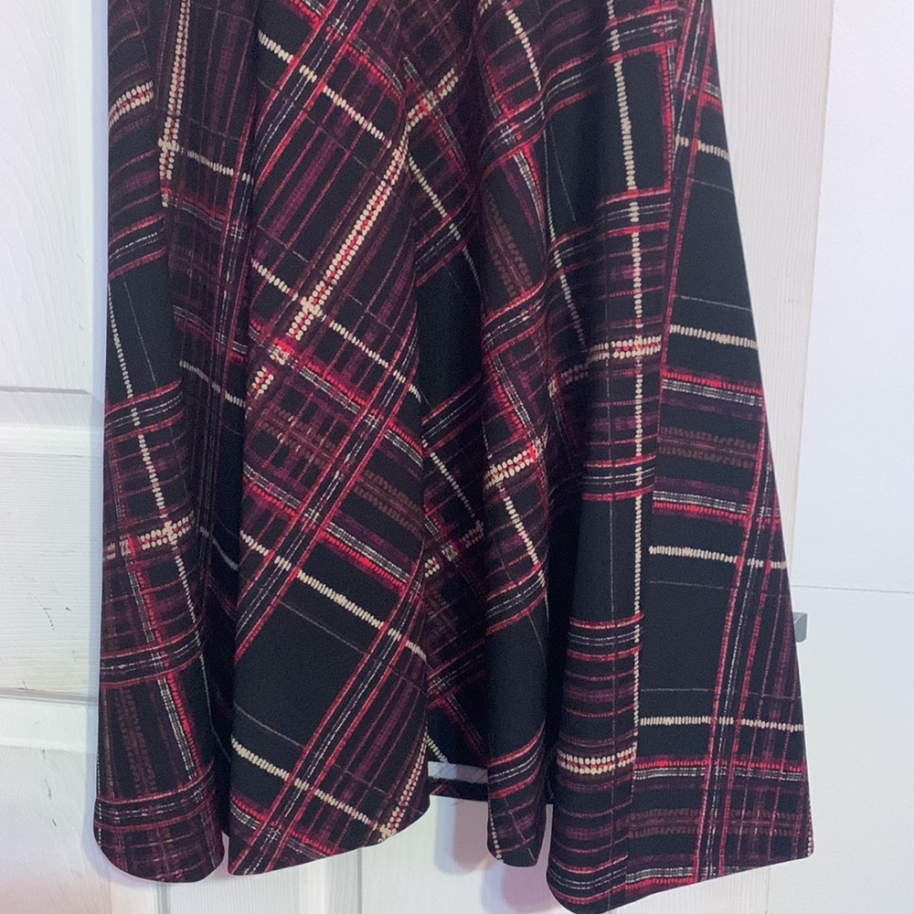 Tommy Hilfiger Burgundy Black Plaid Fit & Flare Belted Midi Dress NWT - Picture 9 of 11